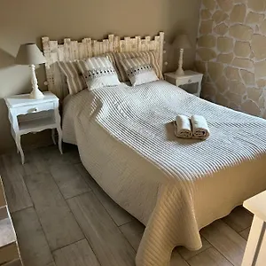 https://location-bonnieux-provence.fr-provencehotel.com