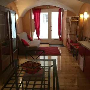 https://au-gargouillard-de-la-citadelle-vauban.fr-provencehotel.com